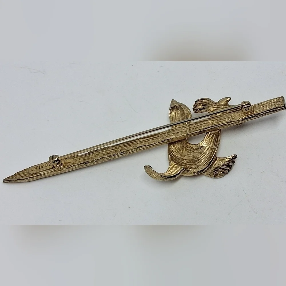 * Vintage Bobley Gold Tone Seal Bar Pin Brooch